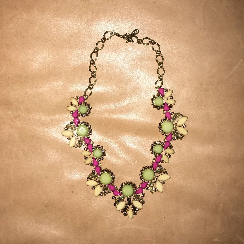 Statement necklace
